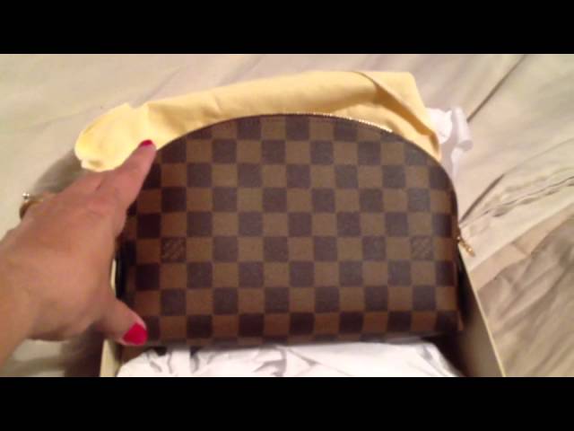 Louis Vuitton Cosmetic Pouch GM Damier Ebene