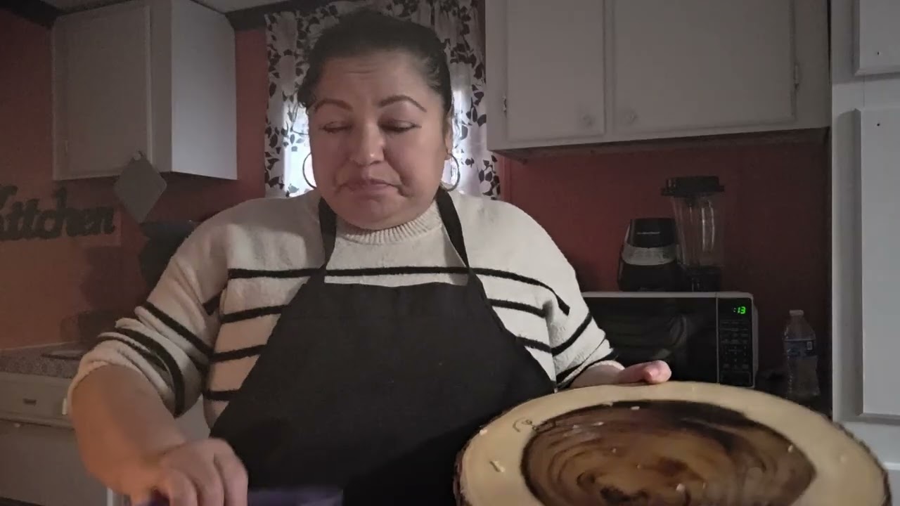 aqui cocinando y finalizando ya el resultado del menudo 