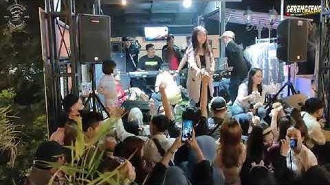 Ade Astrid cover si kribo gerengseng team angkringan teh ita punclut
