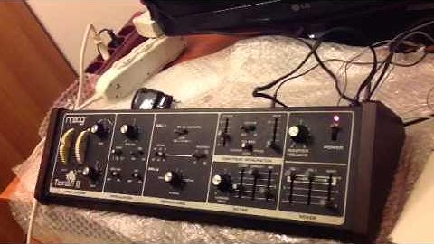 Moog taurus II demo #1