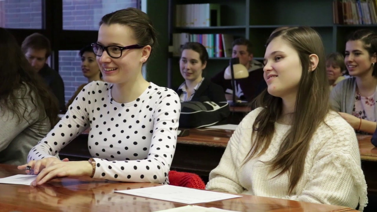 Könyv és kutatója: Bíró-Balogh Tamás