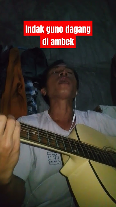 Indak Guno dagang di ambek