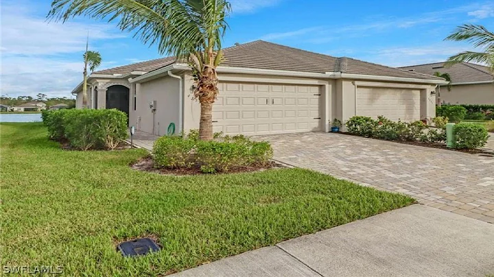 4231 Lemongrass Dr, Fort Myers, FL Presented by Ki...