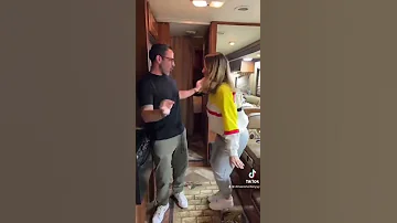 أمينة خليل و دينا الشربيني ستو أنا 