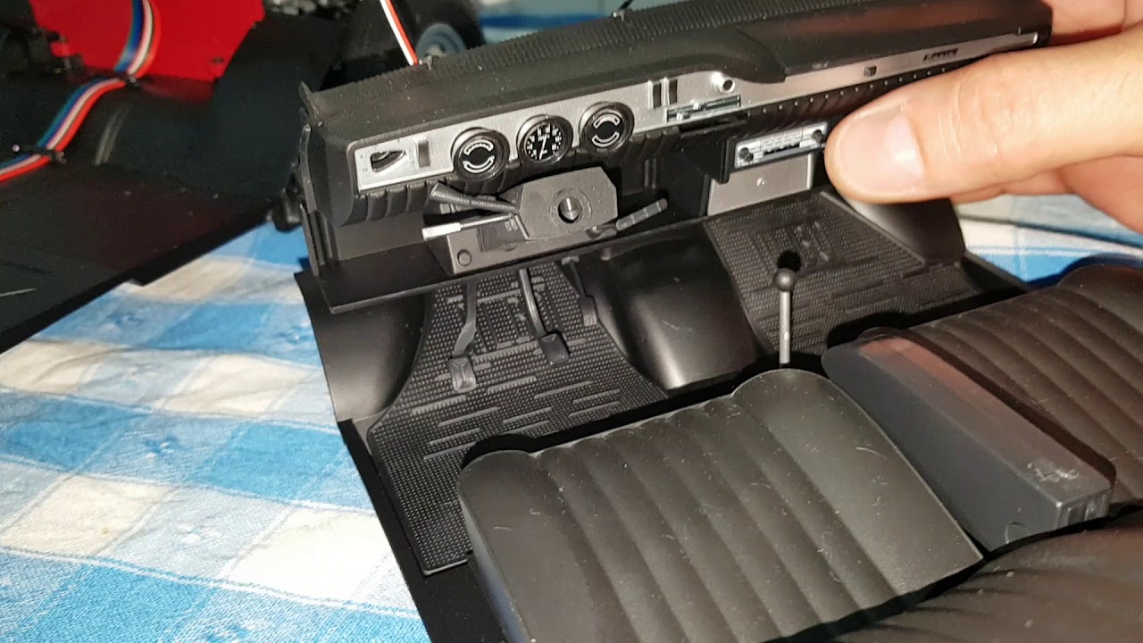 Macheta Dacia 1300 1:8 Eaglemoss Romania - nr.58