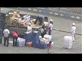 Pyongyang: Food delivery -Northkorea 北朝鮮 食品の配送(平壌の世界252)