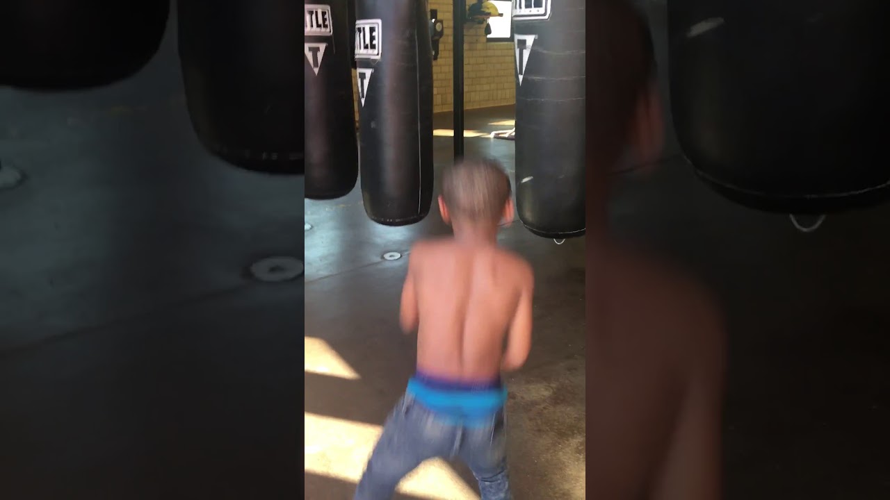boxing kid