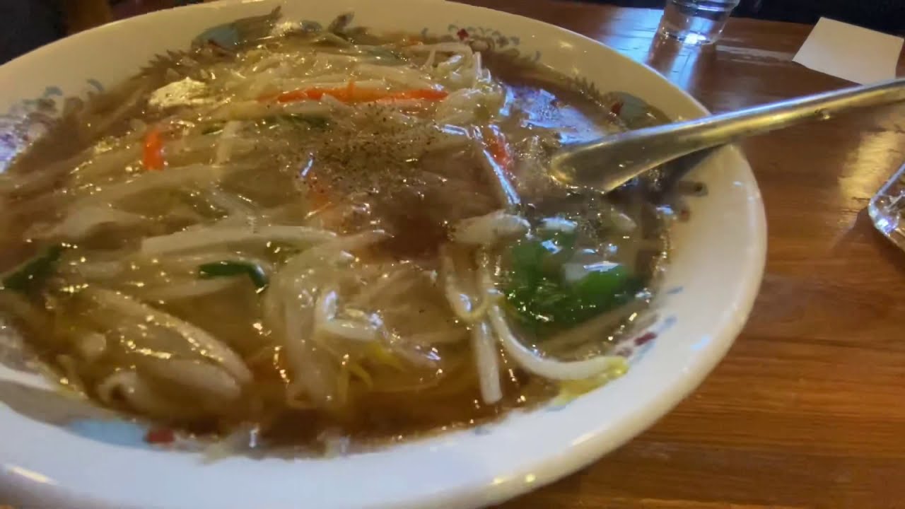 横浜駅で昼飲みラーメン 中華一龍王でサンマーメンと生ビール よろしければ ボタンを押してチャンネル登録お願いします Youtube 横浜駅で昼飲みラーメン 中華一龍王でサンマーメンと生ビール よろしければ ボタンを押してチャンネル登録お願いします Youtube