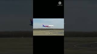 Wizz Air Airbus A321-200 LHBP 2022-04-14 Érkező/Arrival