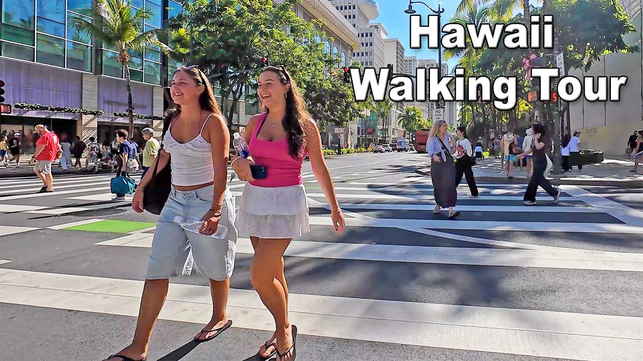 Waikiki Walk: Hilton Hawaiian Village to Kapiolani Park (Kalakaua Avenue)