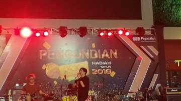 GIGI LIVE SUMMARECON MALL BEKASI | Food and Foot
