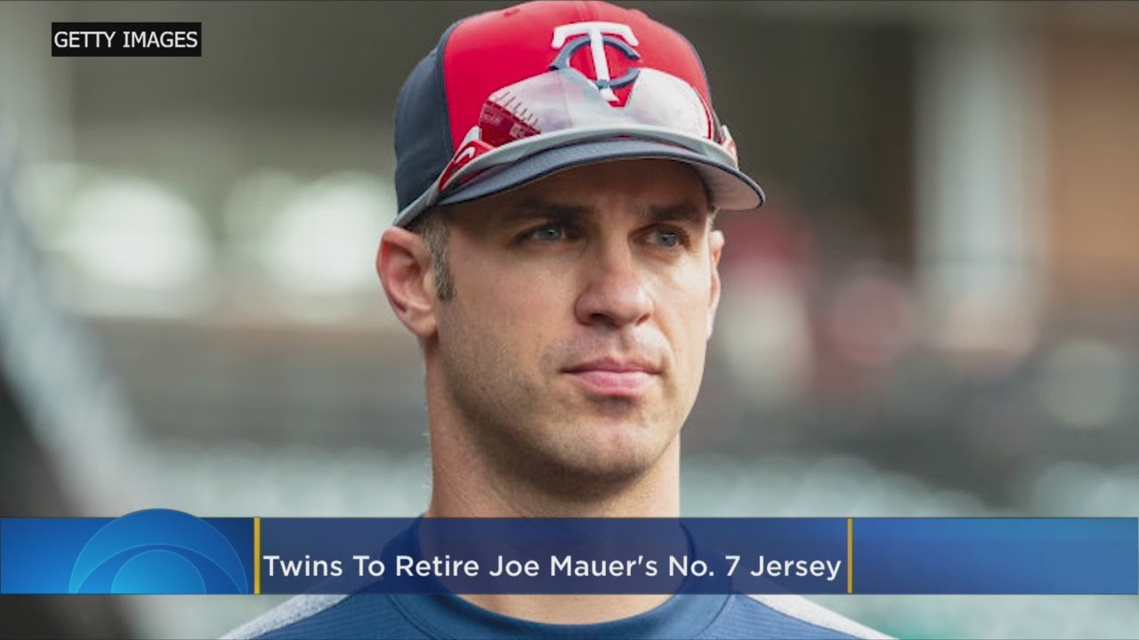 Twins retire Joe Mauer's No. 7 jersey 