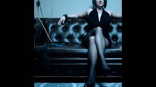 Control, command, play: The power of being a dominant in the BDSM world