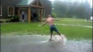 AoWa-Kiya: Boogie Boarding in the Rain
