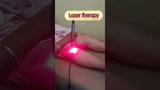 Knee pain treatment with laser therapy and mobilization techniques