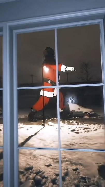 Santa Claus is coming to town. Real Santa Claus footage ‼️🎅🏻 #santa #santaclaus #christmas #fypシ