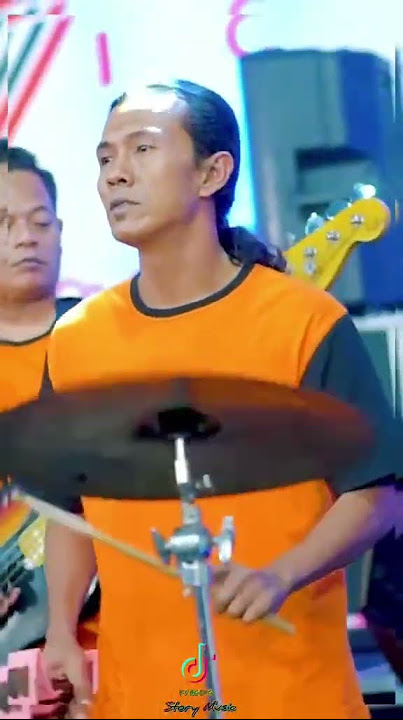 story' WA !! lagu rindunya hatiku