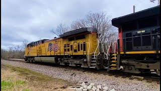 Union Pacific 7199 leading a mixed freight on CN ( Waukesha sub )