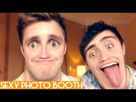 THE SEXY PHOTO BOOTH CHALLENGE