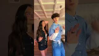 Famous THE FREAKING HAND PLACEMENT. || #rydertully #giarose #notmyvideo #editpage  Net Worth