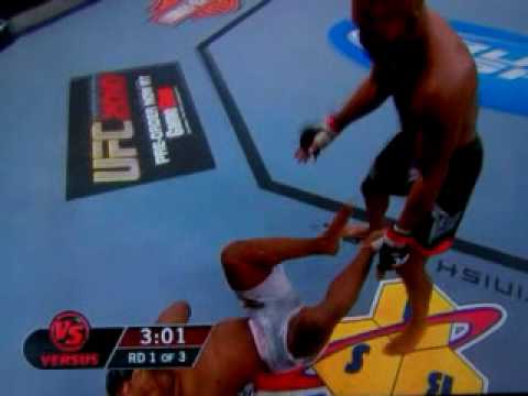 John Howard Knockout Daniel Roberts KO UFC slo-mo