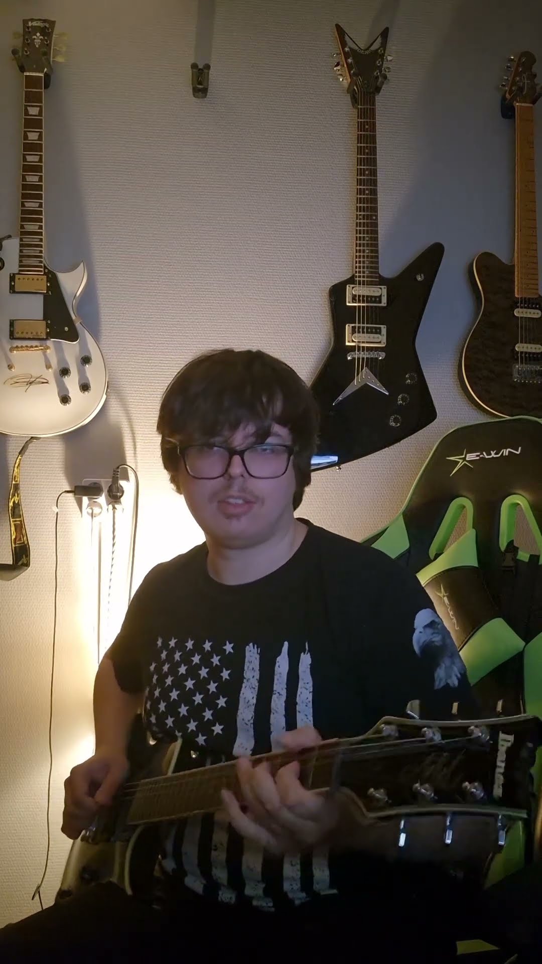 Welcome To The Jungle on Guitar!🎸 - YouTube