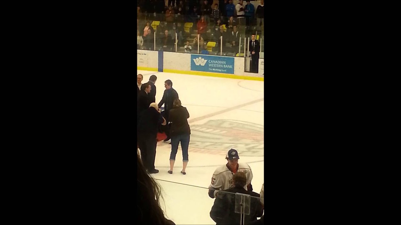 Coquitlam Express defeat Vernon Vipers to win Fred Page Cup