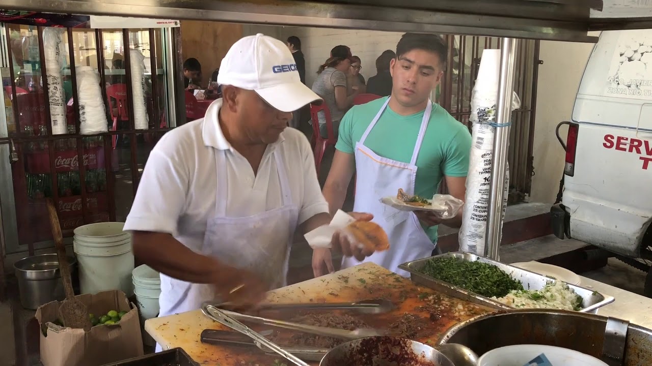The World's FASTEST Taquero, Tacos Fitos, Tijuana YouTube
