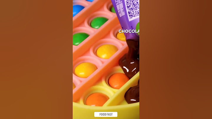 She surprised her mom with the unique chocolate gift! Genius and funny chocolate bar idea for kids🍫