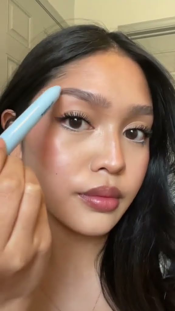 Alleyoop Pen Pal 4-in-1 Makeup Pen – Eyeliner - YouTube