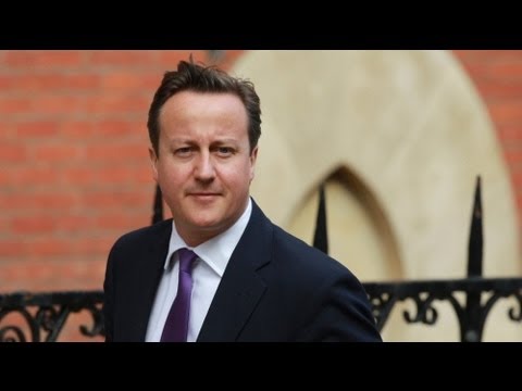 كامرون يمثل أمام لجنة تحقيق 