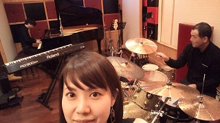 Valentine Moon Sam Brown Cover Crescenteクレシェンテ