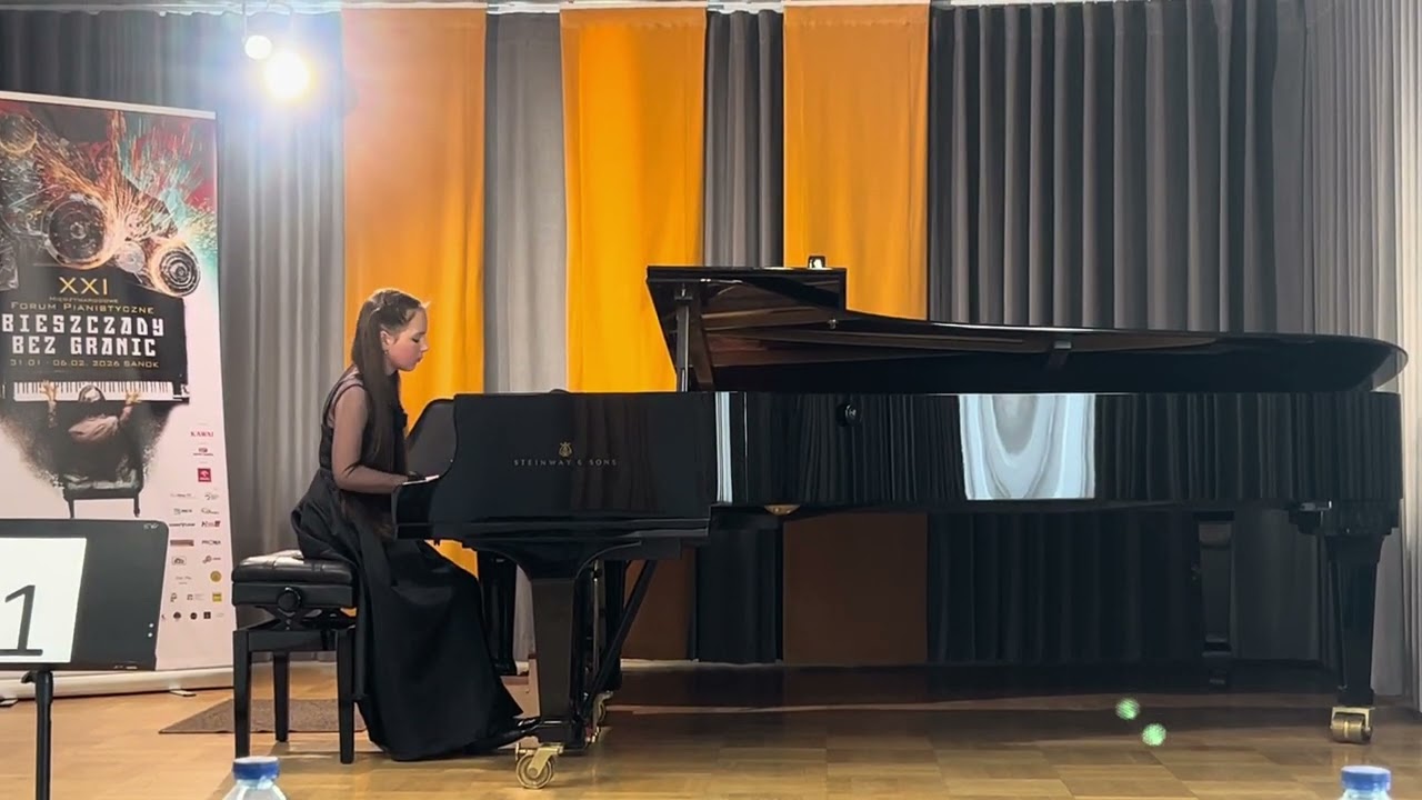 Ф.Шопен Ноктюрн до-дієз мінор /MARIA Hadomska 11y.o (BIESZCZADY BEZ GRANIC)