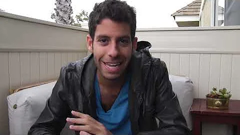 The 4 Things To Have In Your Apartment Before She Comes Over