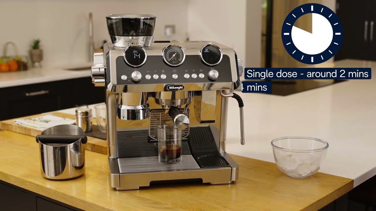 Кофеварка рожковая DeLonghi La Specialista EC9865.M - YouTube