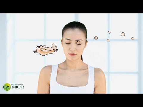 Hallo semuanya..^^ Kalau biasanya aku nge review skincare korea, hari ini aku mau review skincare lo. 