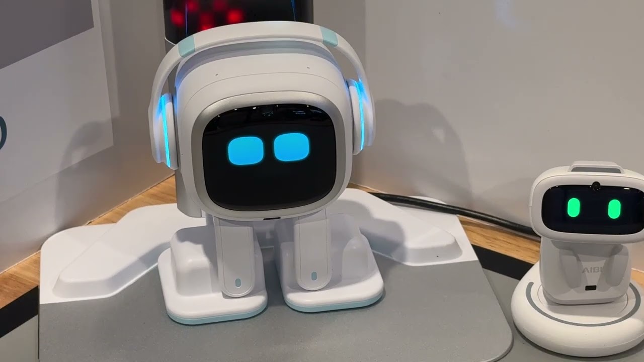 EMO GO  WHITE自動移動 AIロボット NEW White EMO Robot Pet Toy Intelligent Ai Electronic