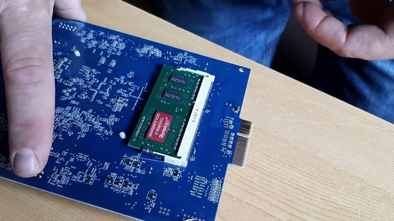 Porada Admina #2 - Naprawa serwera NAS Synology RS815+ / Repair of the NAS Synology RS815+ server