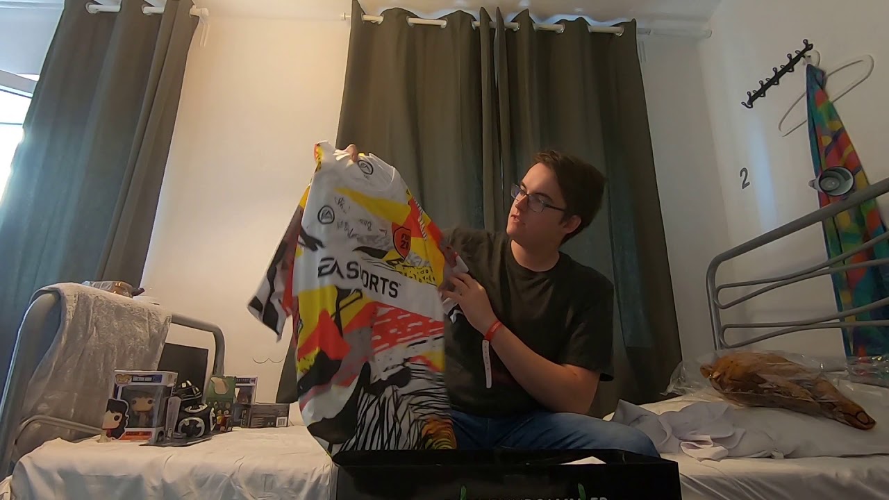 Gamescom-Merch Unboxing #2