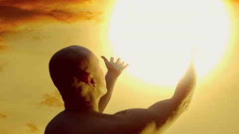 テリー・ギリアム監督最新作『ゼロの未来』予告編