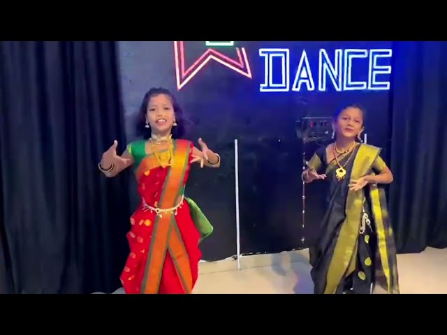 #baghitla pori tula pahilyanda dance💃💃⭐ Star dance 💃 studio #Gangakhed #samruddhi 7 class=
