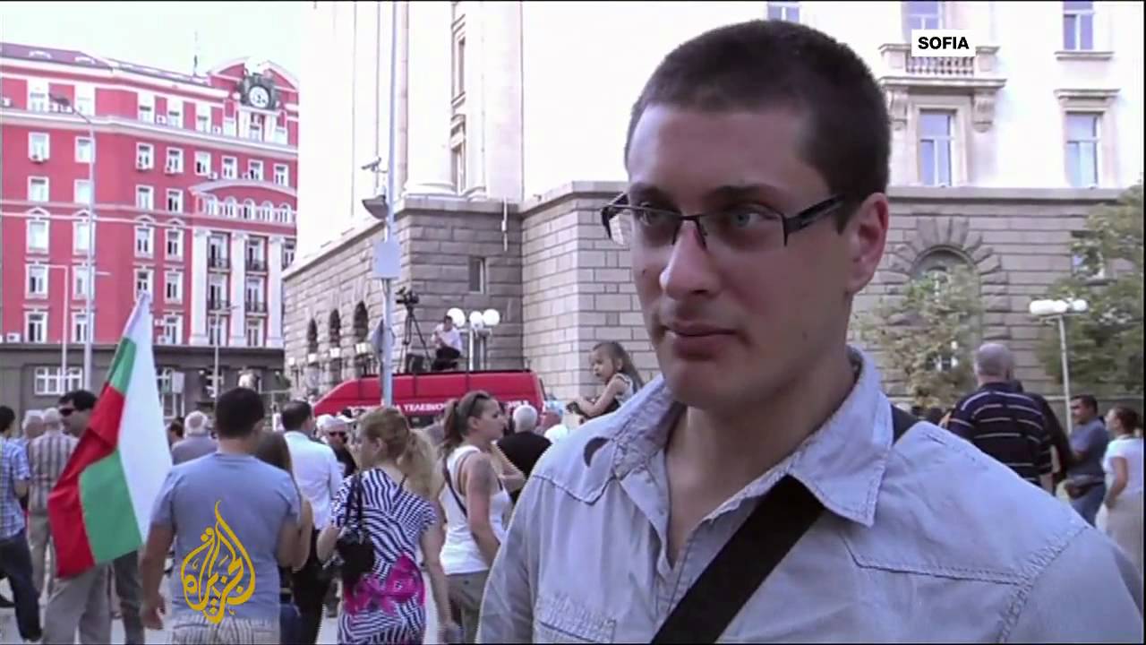 أُطلق سراح النواب البلغاريين بعد حصار احتجاجي.