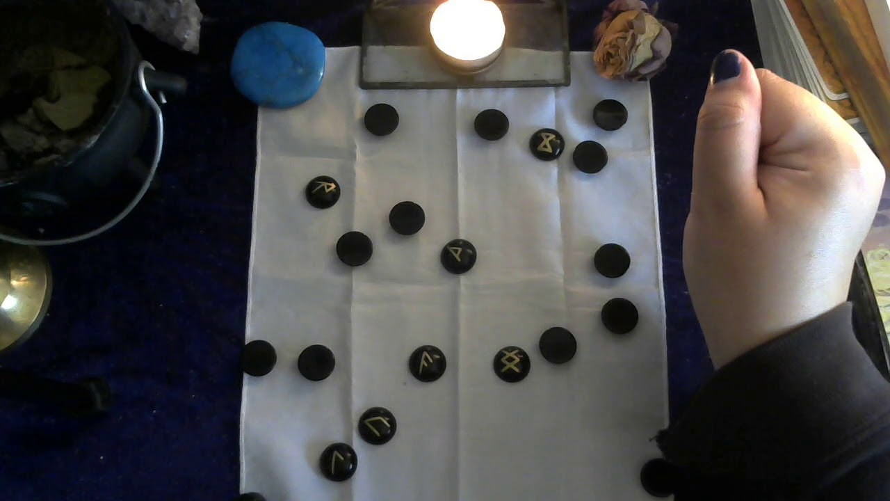 New Moon Rune Reading for 20th September 2017 - YouTube