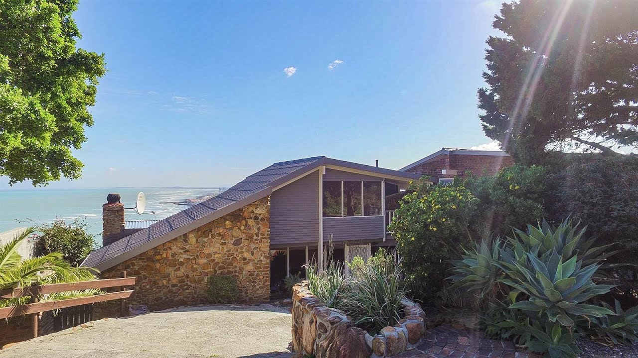 5 Bedroom House for sale in Western Cape Boland Gordons Bay