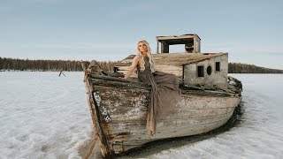 Madison Ruby Vintage Boat Model Film