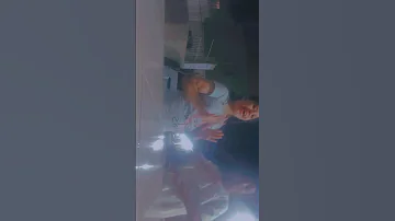 طول ما الدنيا دى بينا بتلف احنا هنفضل كتف فى كتف 