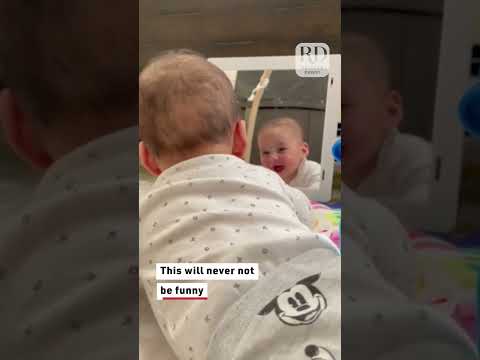 Adorable Baby Laughs Seeing Himself In Mirror 