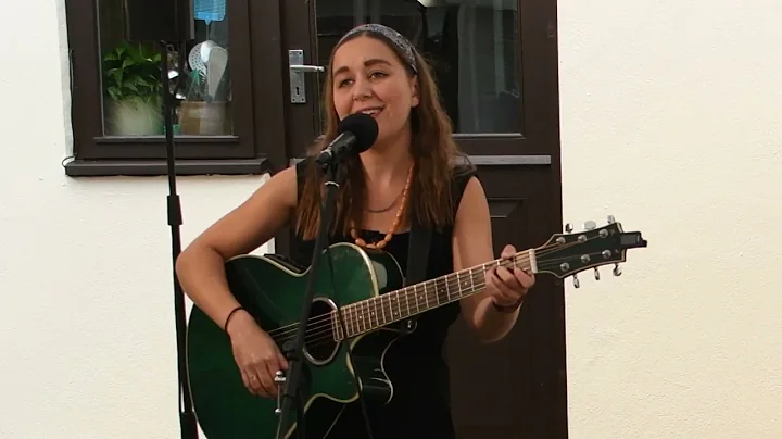 Alone in Glasgow: Live (Anna Hester)
