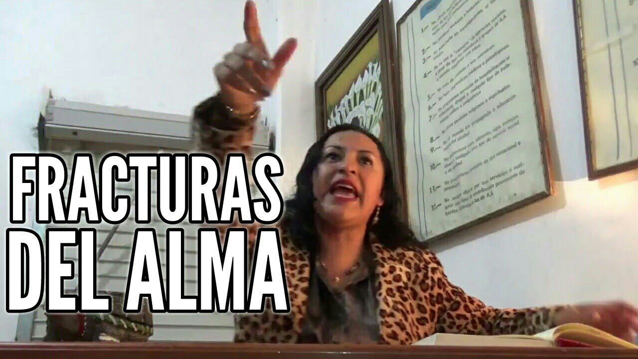 Compartimiento Psicóloga Lupita Alonso con el Tema; Fracturas del Alma 