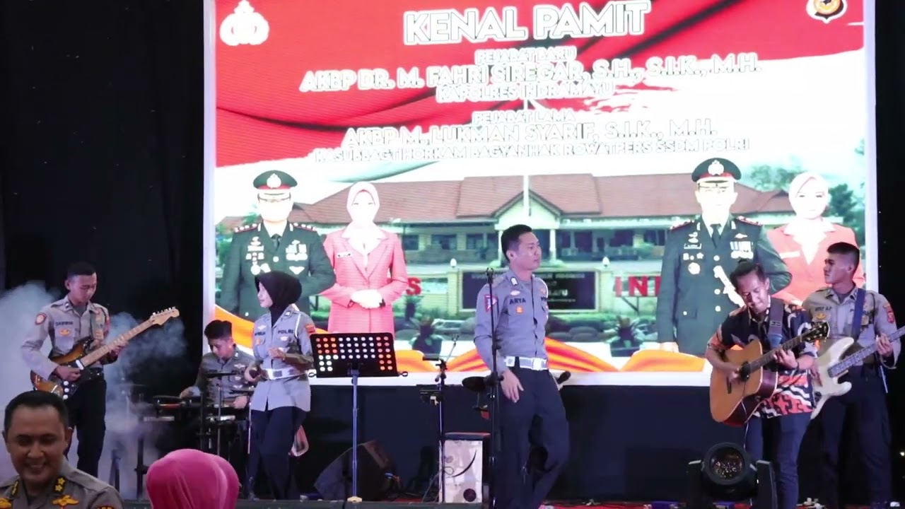 Roemah Dinas Band - Sebuah Kisah Klasik (cover)